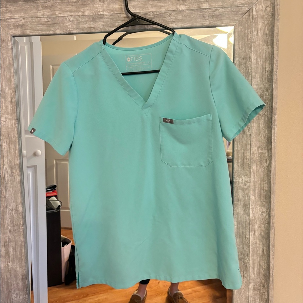 Figs neon blue top and bottom